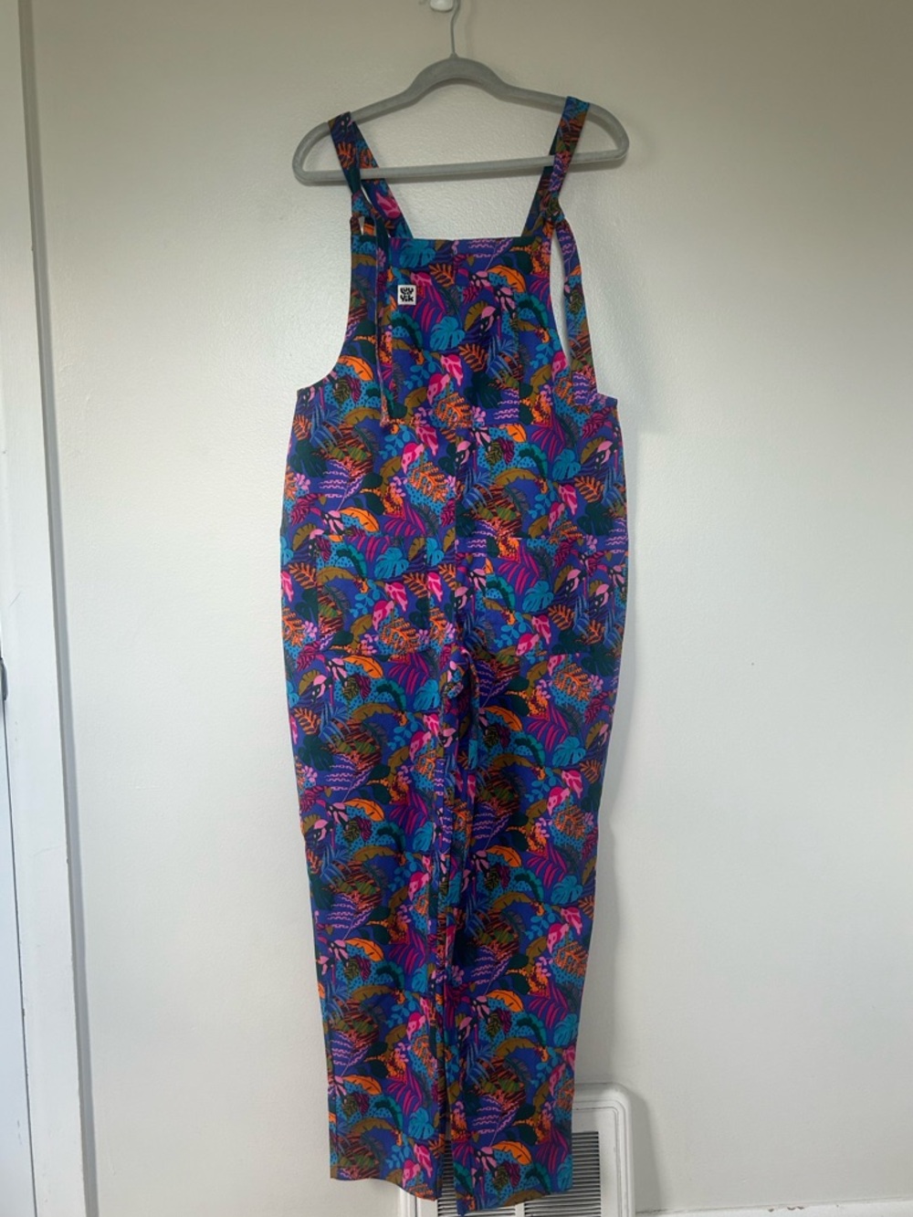 ✨NWT Lucy & Yak Original Dungarees in "Wild Expression" Print (10R)